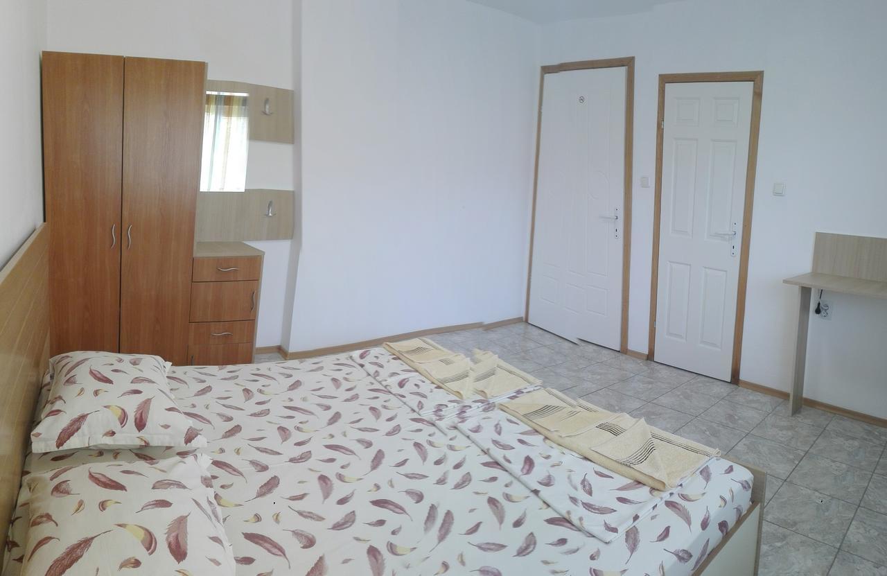 Eleonor Guest House Бяла Екстер'єр фото