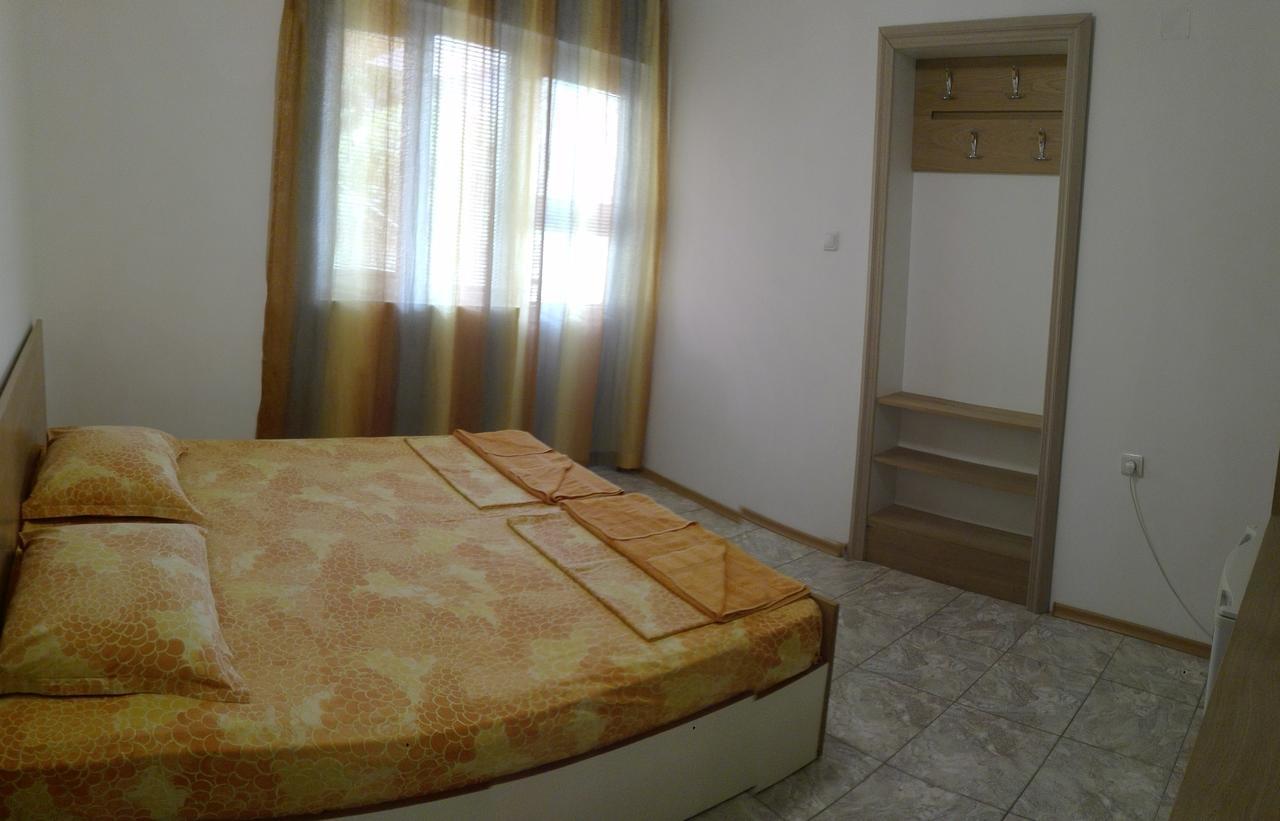 Eleonor Guest House Бяла Екстер'єр фото